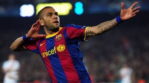 2025 赛季：由于全新的牵制限制规则，大联盟盗垒成功率飙升至 85%