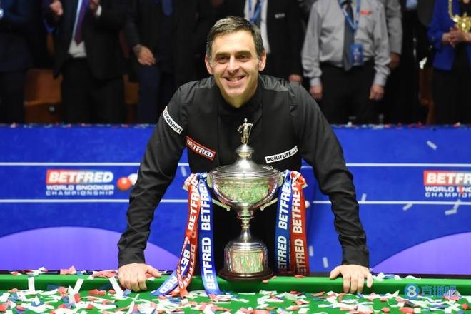 在运动中挥 在运动中挥